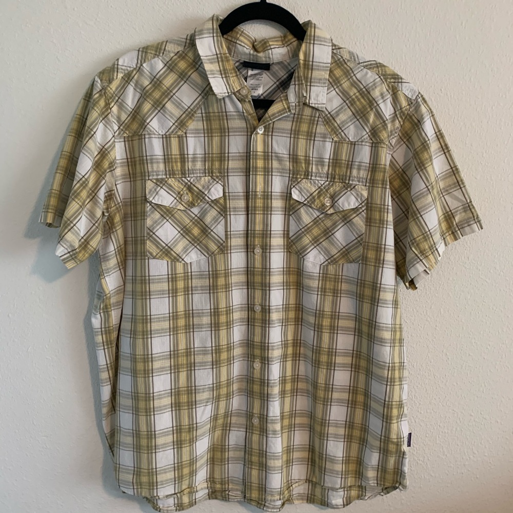 Patagonia shorts sleeve button down